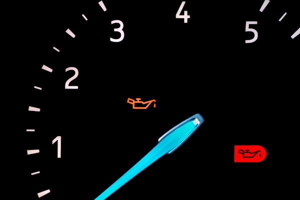 What Do the Various Oil Light Warnings on My Dashboard Mean? | Airpark Auto Pros